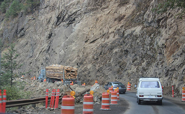Traffic traveling through the rock wall area last Friday, Sept. 8. Photo Christi Baron