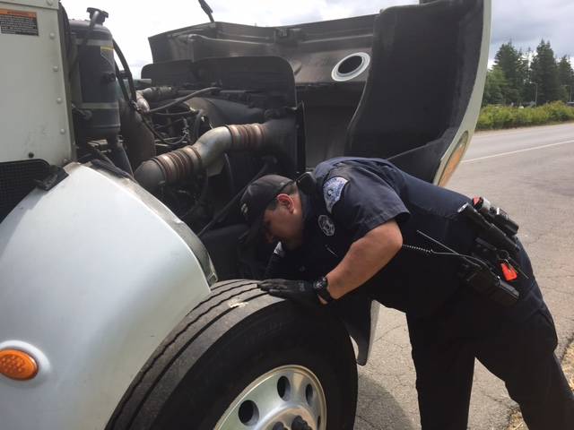 WSP D8 CVD troopers, officers participate in 2018 International Roadcheck