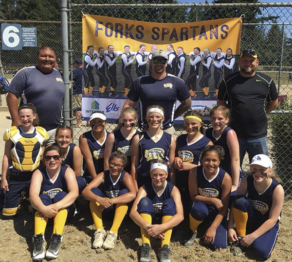 Forks Spartans 12U and 10U fastpitch teams finish with strong showing at Slamfest in Federal Way