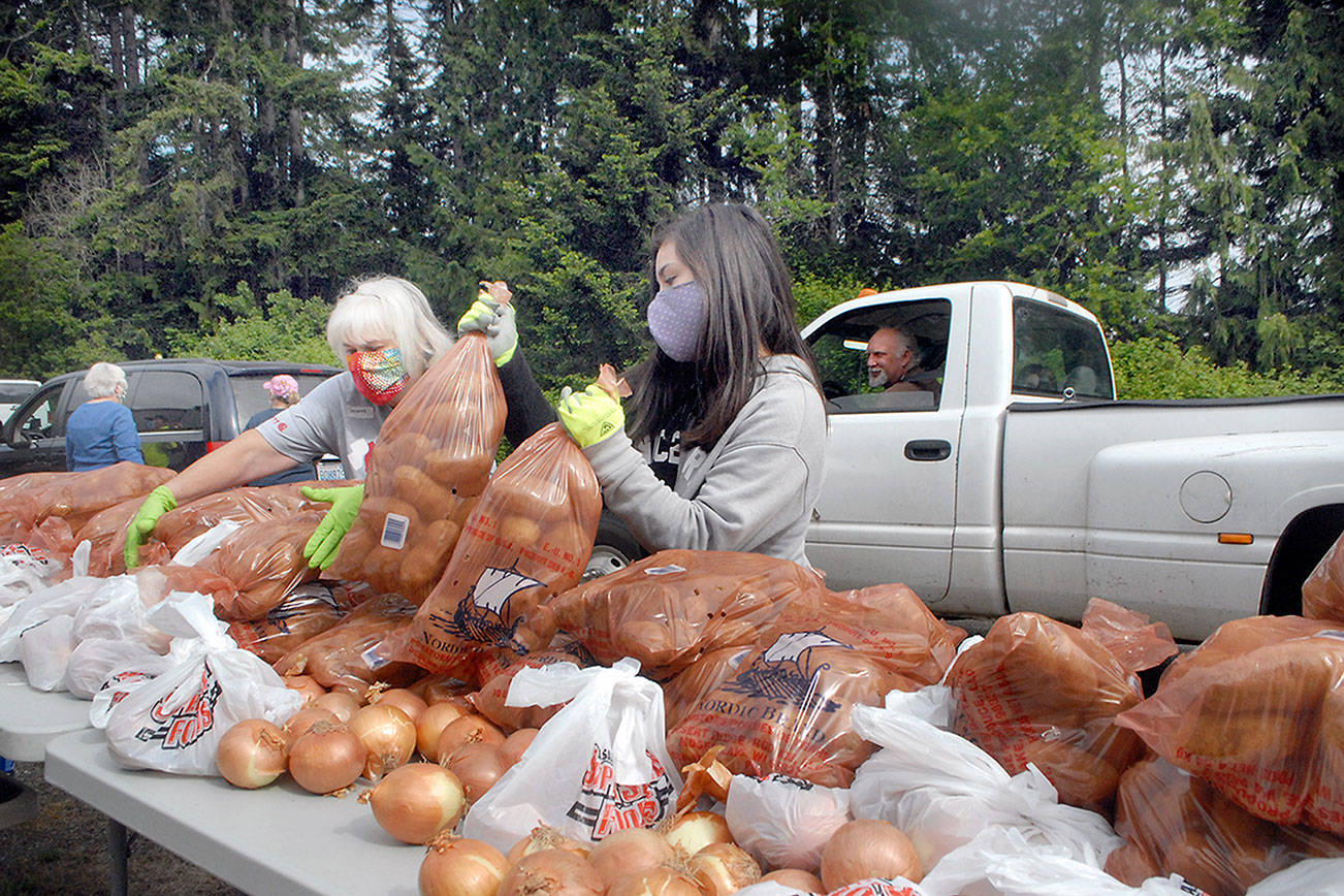 Potatoes, onions distributed for free in Port Angeles, Forks