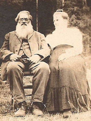 Henry Collings and his daughter Melinda Collings Stephens Elterich.