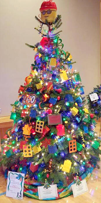 The Lego-Construction Guy tree was sponsored by the Forks Forum and Peninsula Daily News in 2018.