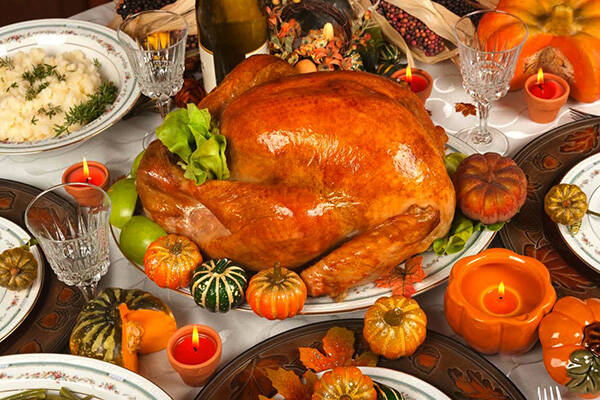 Thanksgiving stuffing with raisins