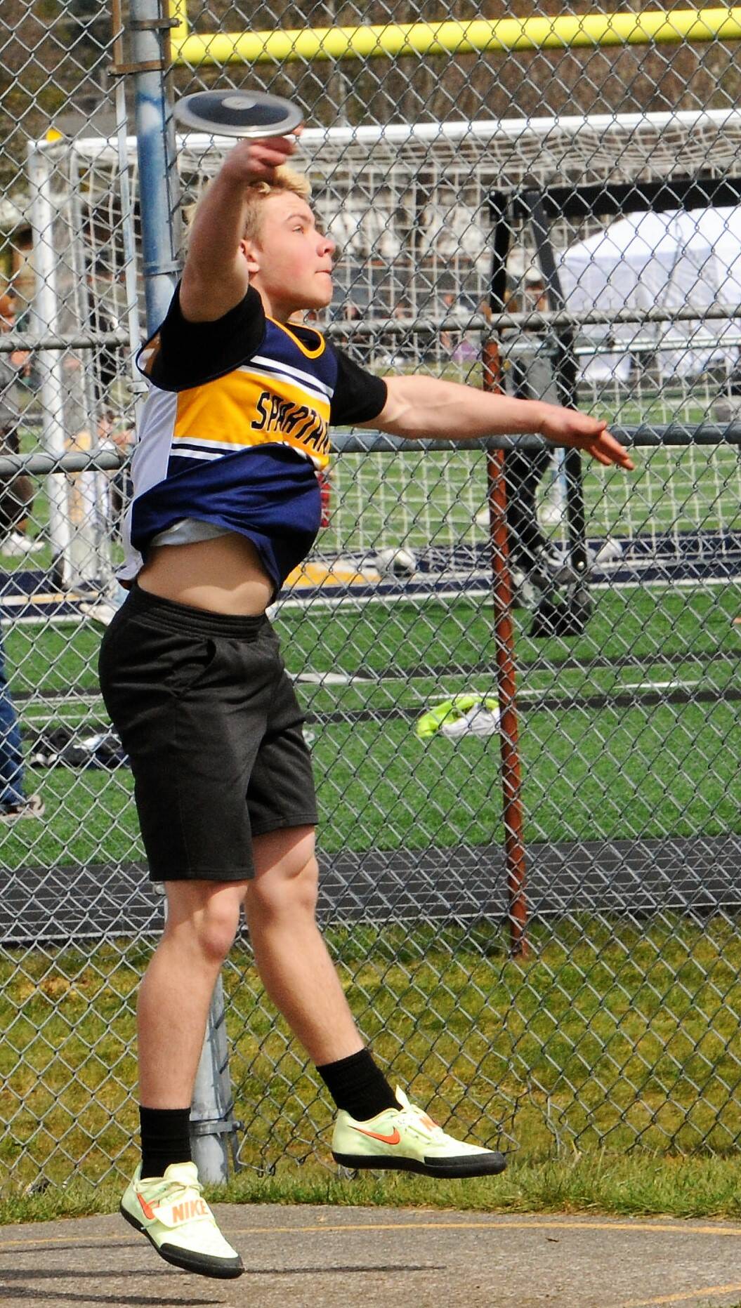 Spartan Nate Dahlgren competed in the discus throw. Photo by Lonnie Archibald