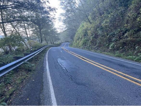 Assess pavement repair - Perform prelevel and profile adjustments to repair roadway surfacing. The intent is to provide a smoother ride for transportation users where pavement distress or settlement has occurred. WSDOT photo