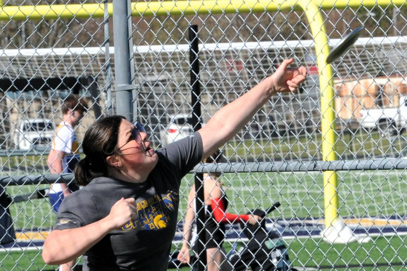 Forks’ Katelyn Wallerstedt placed second in the discus throw. Photo by Lonnie Archibald
