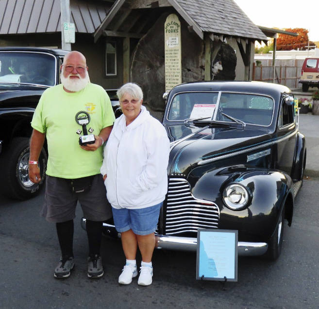 Dick and Nancy Wiss                                1940 Buick Coupe                                Olympia