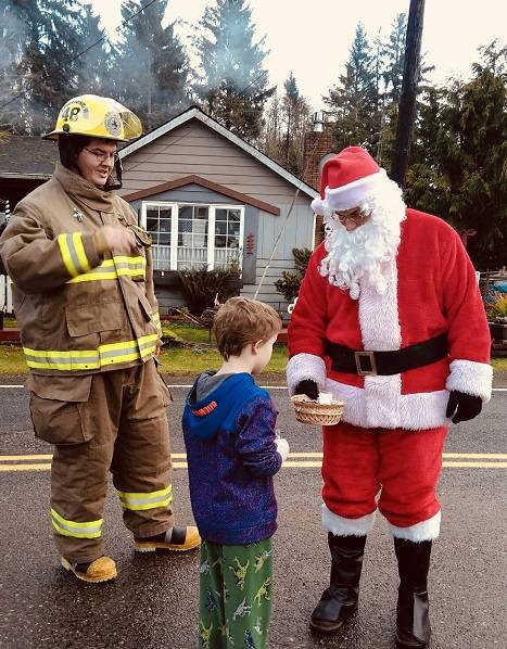 Santa and a fireman helper even deliver candy canes to those that couldnt make it to the Visitor Center.