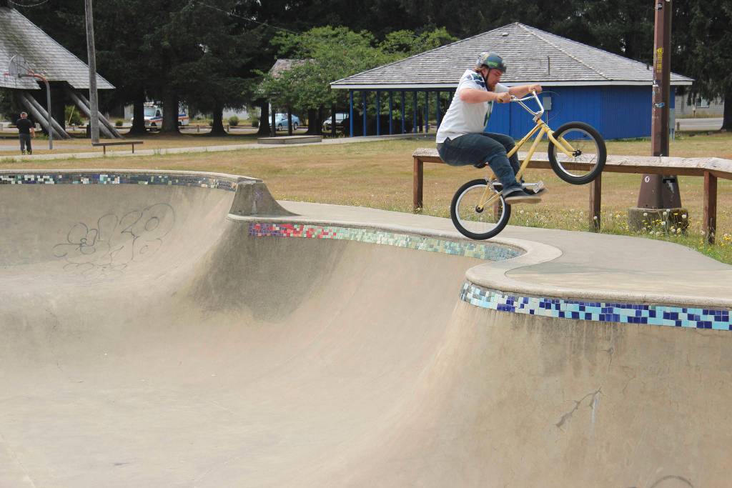 Sunday at Tillicum Park - Skate Park