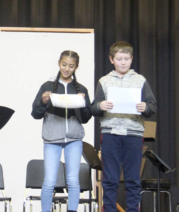 Eight graders with 4.0s for both quarters were Leslie Hernandez-Beltran and Jackson Wageman.