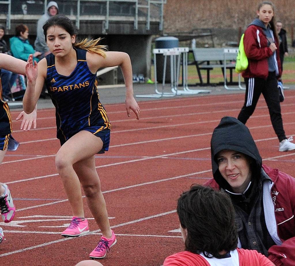 Forks Karen Ensastegui-Salazar took first in the 1600 meter run. Photo by Lonnie Archibald