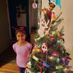 The finished tree …with the especially cute Elf near the top!