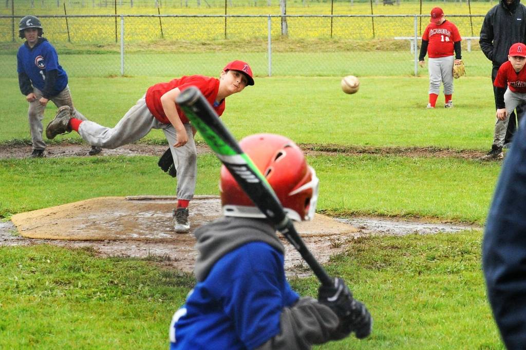 In action, Saturday pitching against the Cubs was Angels Dominick Sanchez. Photo by Lonnie Archibald