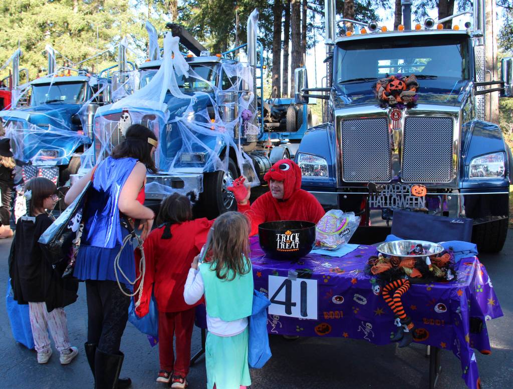 Worley Trucking was a busy spot.