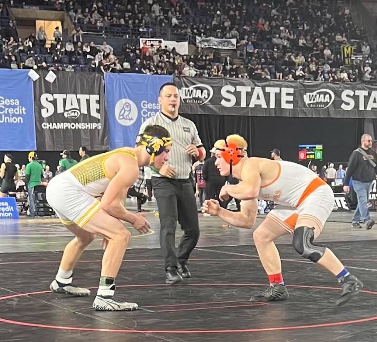 Nate Dahlgren, 190 pounds, was fifth.