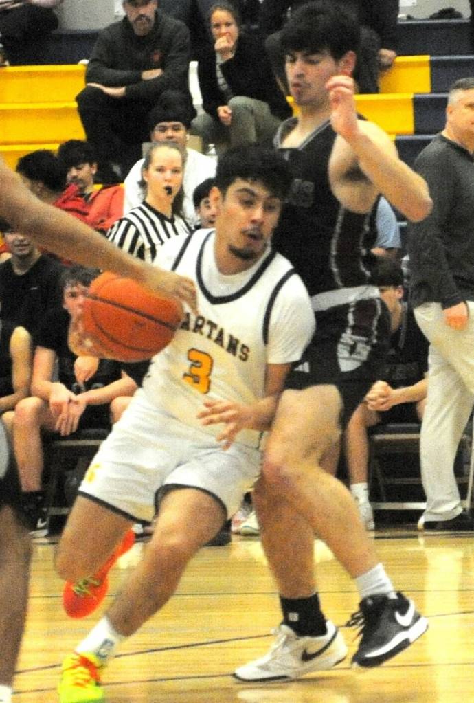 Senior DeAnthony Davila received an Honorable Mention.