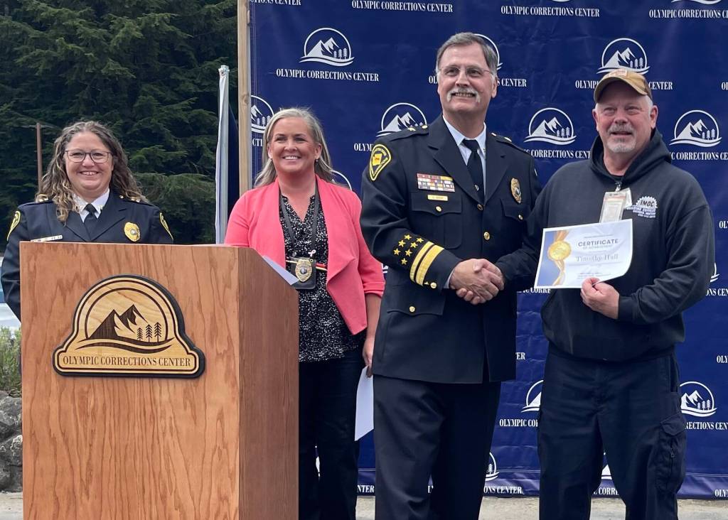The Green Hill Support Team Award went to Tim Hull, Tonya Pleines and Marc Thomas. Hull is pictured with Speer, Ginger Price and Jaime Kerschner. Pleines and Thomas not pictured.