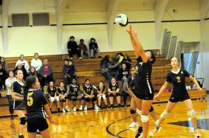 Spartan Neena Fisher hits against Chimacum, who defeated Forks 2 to 1 in a combination of 7th and 8th graders in middle school action, Oct. 13 in the Spartan Gym. Also in the action are Avonlea Fullwood (3), Jewel Salazar (5), and Pyper Graham (2). 
Photo by Lonnie Archibald