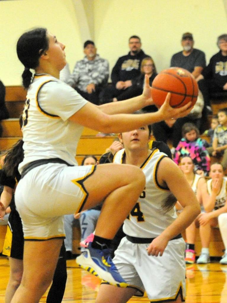 Kailyn Crowder received Honorable Mention.