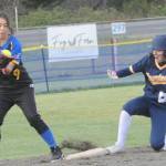 Forks Lillian Crippen was safe at second.