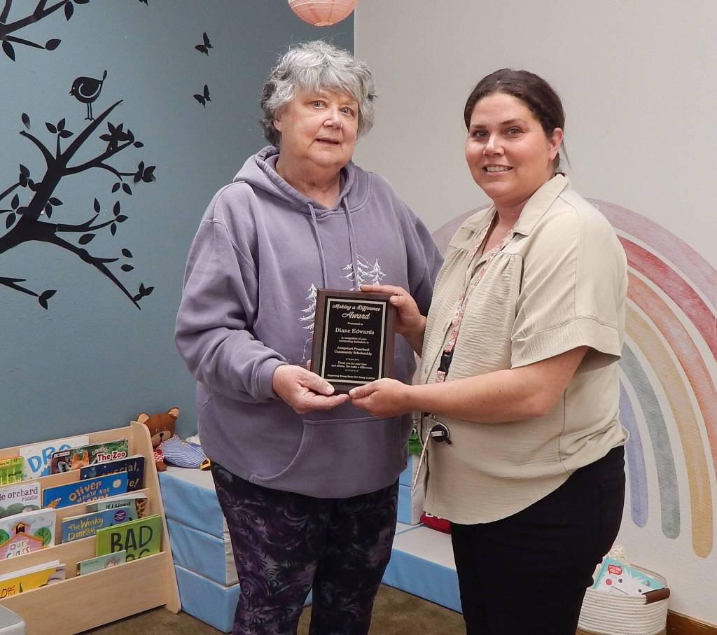 Photo Christi Baron
Terra House, right in the photo, recently thanked Diane Edwards with a plaque recognizing her continued support of Jumpstart Preschool. Others interested in supporting early learning are encouraged to contact Jumpstart Preschool.